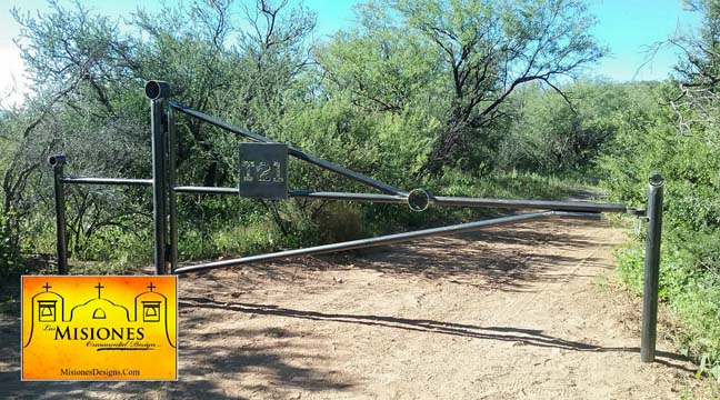 private driveway gate, single door, open look, round bar with two offset angled bars